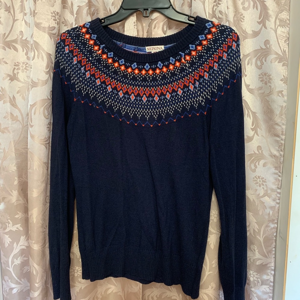 Blue sweater w/ tribal pattern neck